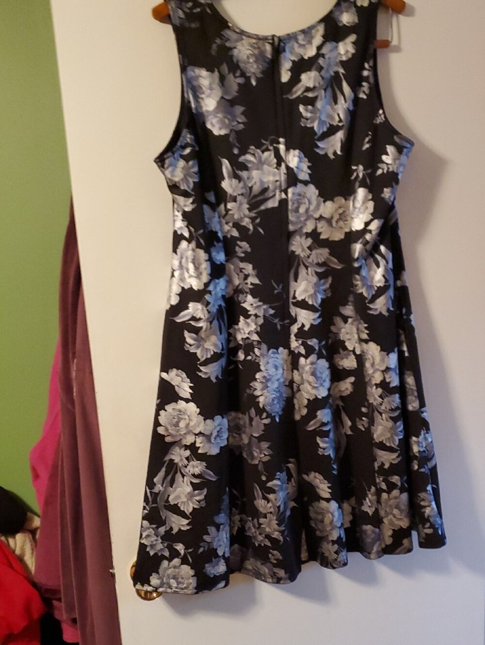 Michel Studio size 18 Black Floral Sleeveless A-Line Dress - Picture 3 of 6